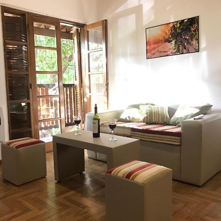 ميندوزا Mza Wine Apartment -Next To Aristides Street- First Class المظهر الخارجي الصورة